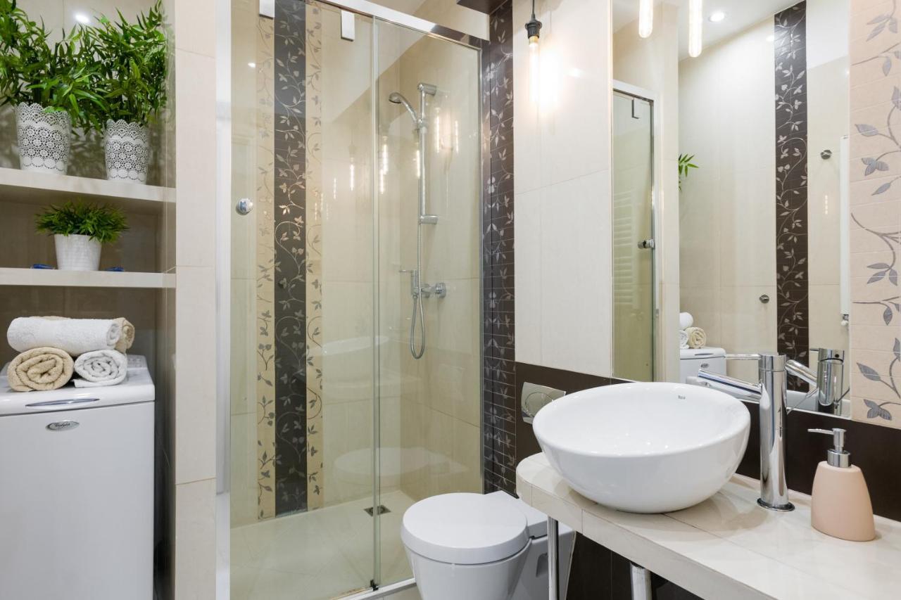 Cozy Modern Studio Green Apartment In Old Town Kraków Exteriör bild